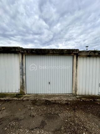  Parking / Garage � vendre 14 m�