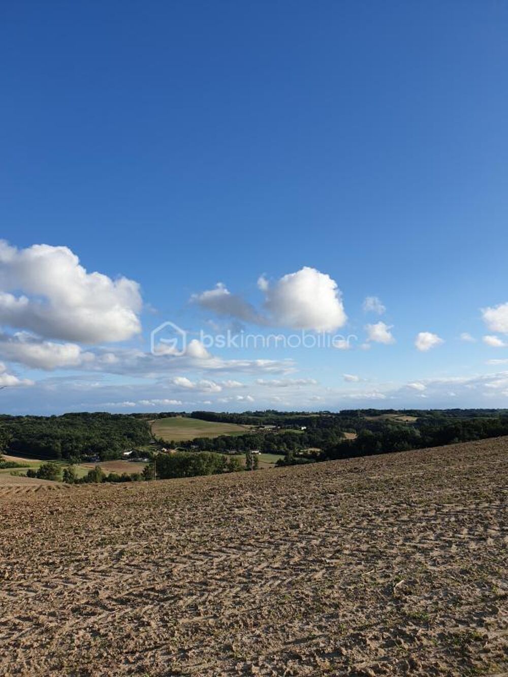 Vente Terrain Terrain constructible et viabilisé de 1450 m2 proche Salvagnac Monclar de quercy