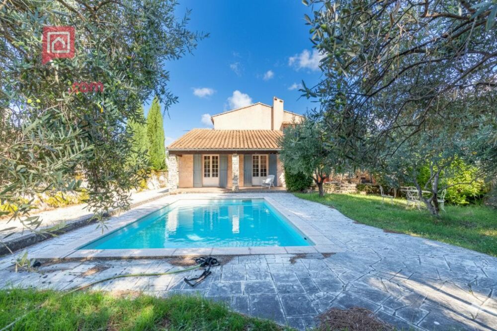 Vente Maison Maison Carpentras 6 pièce(s) 137 m2 sur un terrain de 770 m2 avec piscine Carpentras