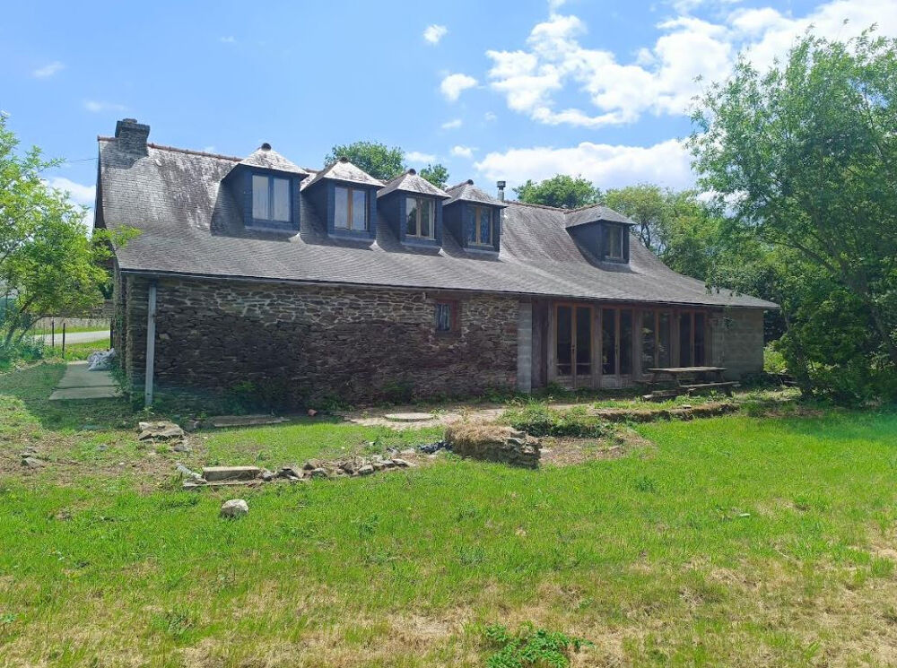 29540 Spézet maison avec vue sans vis à vis travaux à prévoir mais habitable