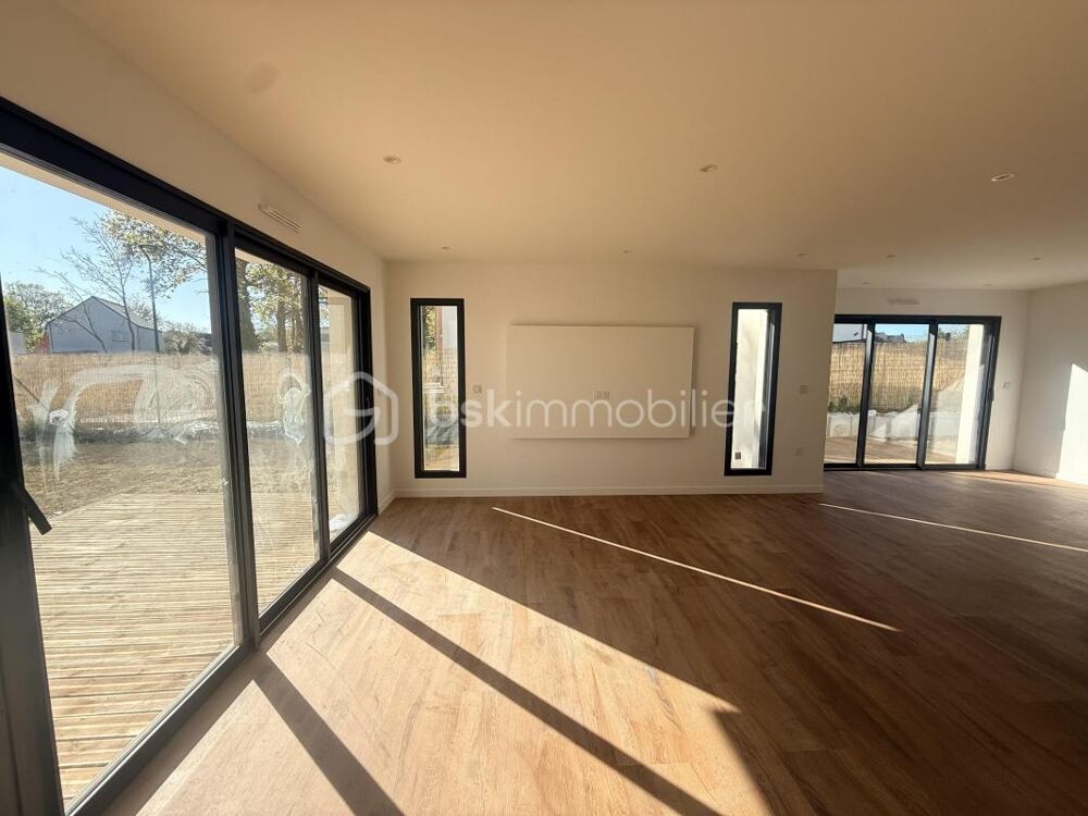 ? COUP DE COEUR  Maison familiale NEUVE de 146 m²  Calme avec garage et carport ?