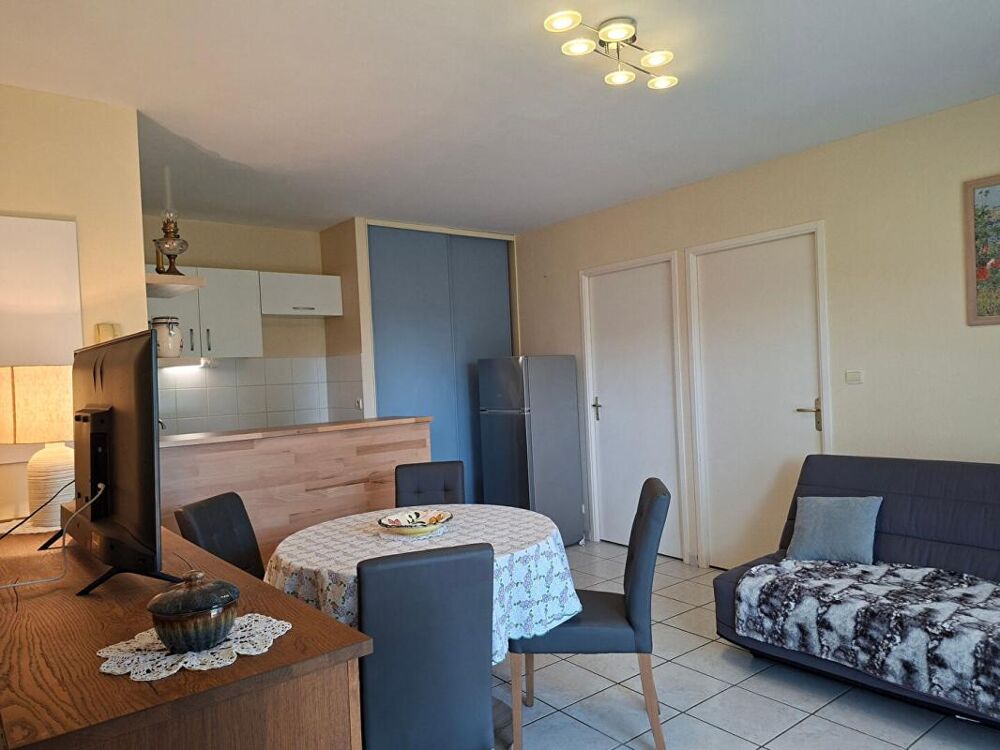 Saint Martin Des Champs Appartement 2 pièce(s) 37 m2 en rez-de-jardin