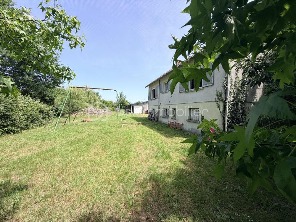 Maison sur sous sol à rénover sur un terrain de 5 761m²