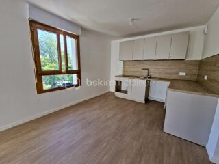  Appartement à louer 3 pièces 62 m²
