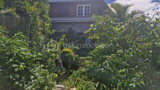 Maison 8 pièces 188 m² · à Saint Joseph · 188 m² · 239 000 €