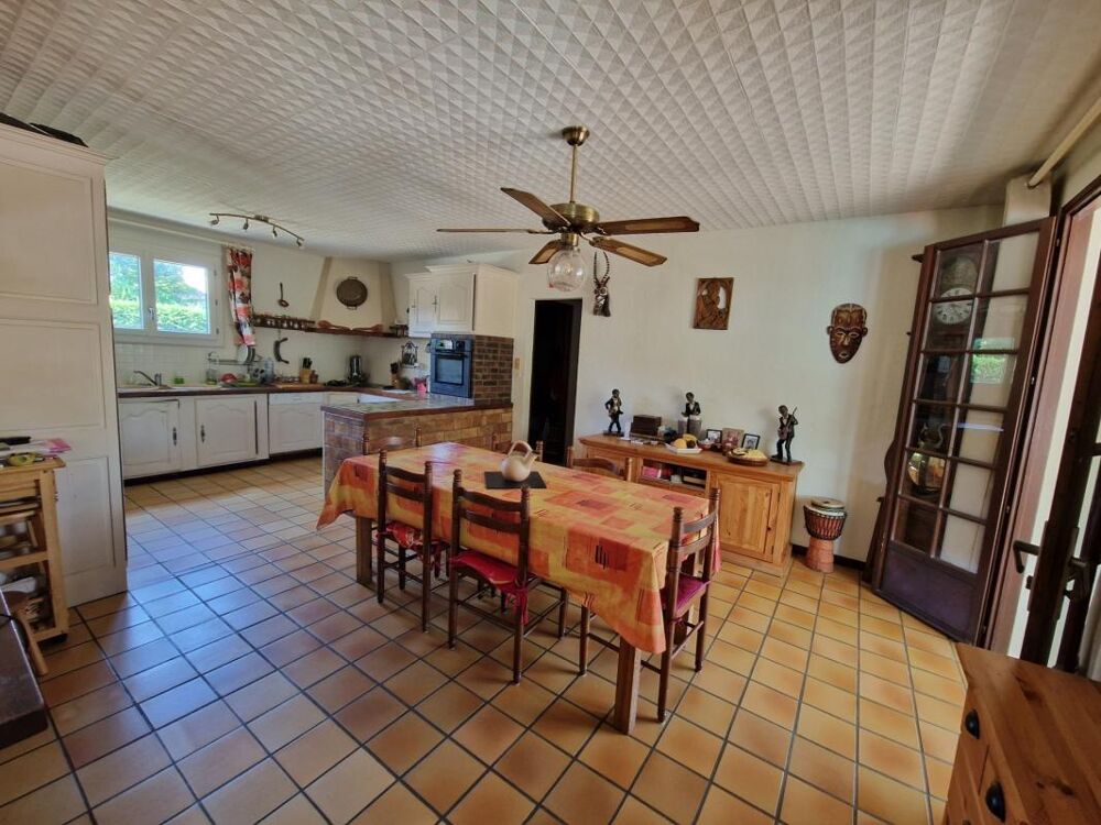 Vente Maison Maison à vendre 9 pièces AVERON BERGELLE (32) Averon bergelle