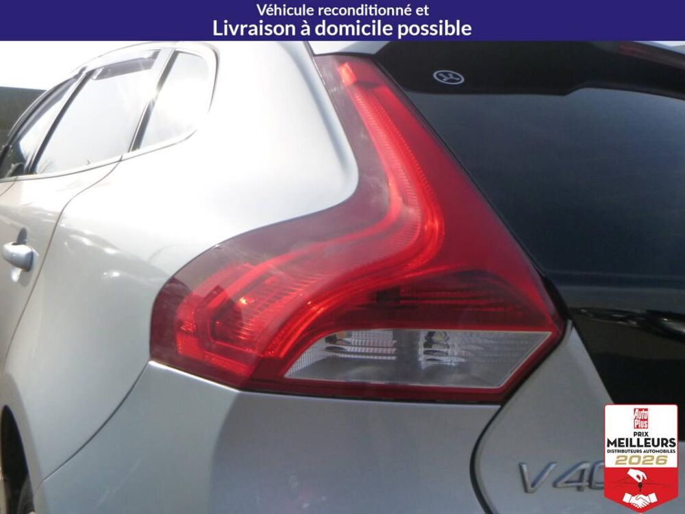 V40 D2 120 Geartronic 6 - Momentum 2017 occasion 10150 Lavau