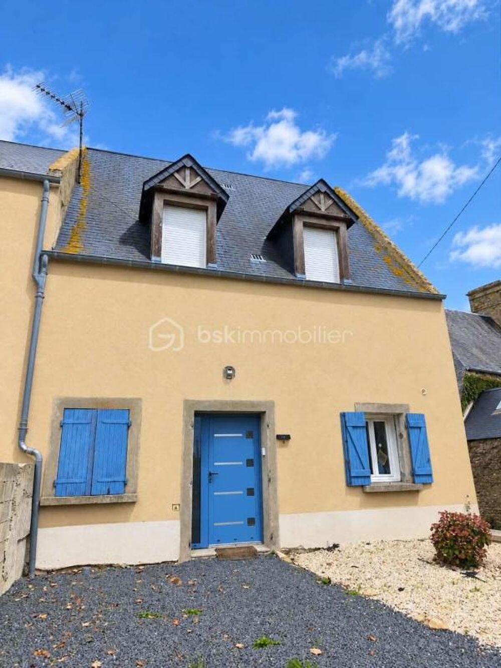 *** MAISON *** 65 M² *** SAINT LAURENT SUR MER ***