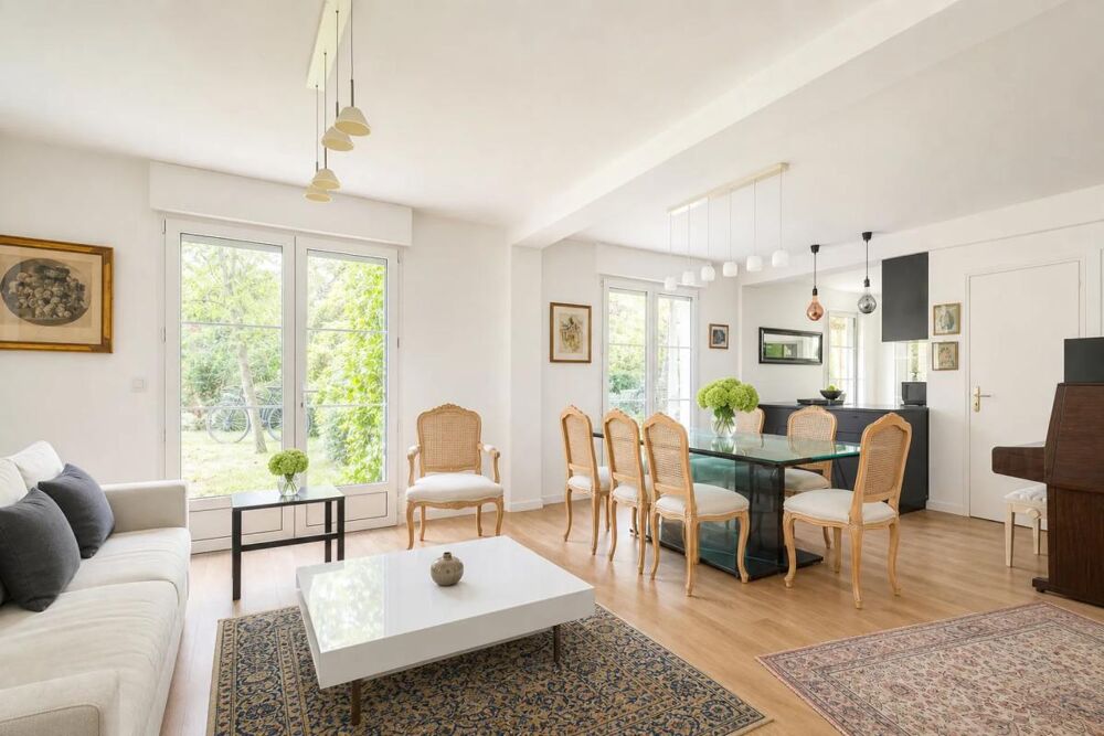 Appartement de 4 pièces de 80 m² situé à Garches