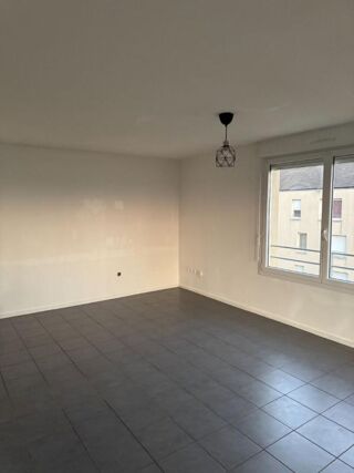  Appartement à louer 3 pièces 67 m²