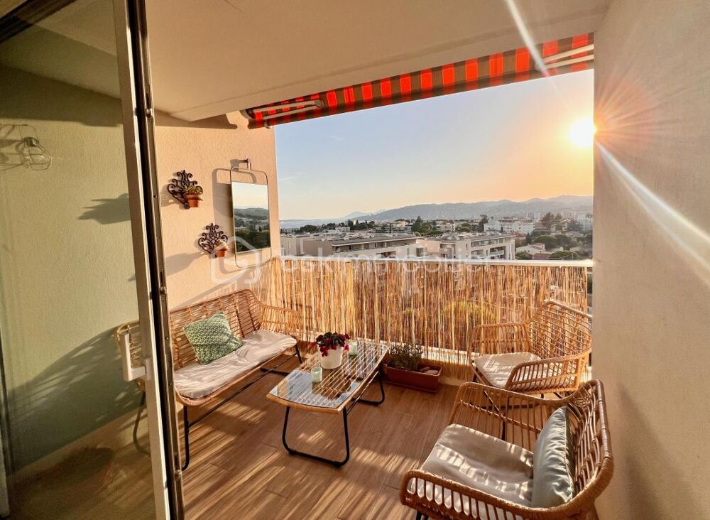 Vente Appartement NOUVEAUTÉ- ANTIBES – 3 PIÈCES RÉNOVÉ – VUE MER & MONTAGNES Antibes