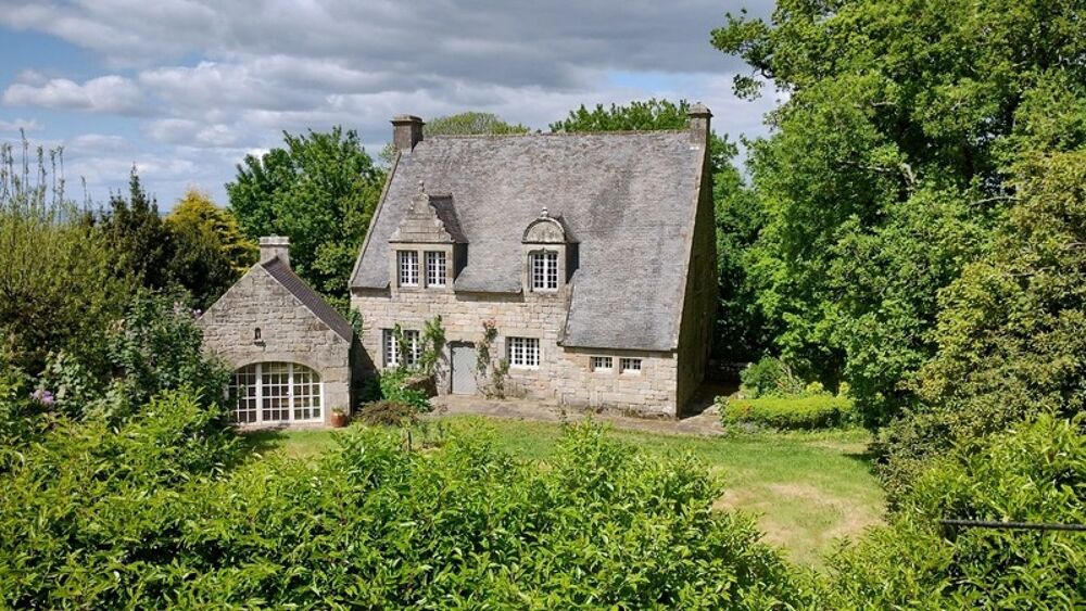 A VENDRE Locronan propriété, maison de maître et maison de garde