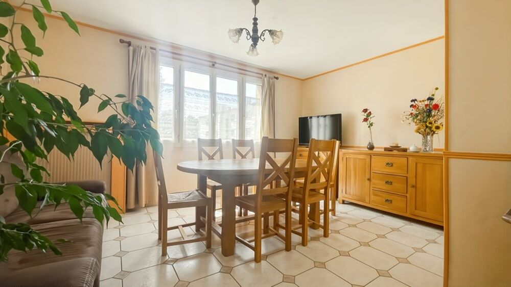 Appartement T3 à vendre 3 pièces LES CLAYES SOUS BOIS (78)