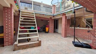  Maison � vendre 6 pi�ces 300 m�