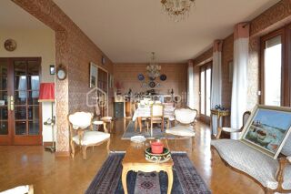  Propri�t�/ch�teau � vendre 7 pi�ces 282 m�