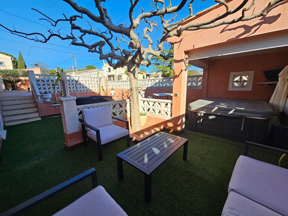 Superbe villa de plain-pied de 200 m² avec piscine, espace bien-être et belles prestations