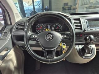Caravelle 2.0 TDI 150 BMT Courte DSG7 2016 occasion 17139 Dompierre-sur-Mer