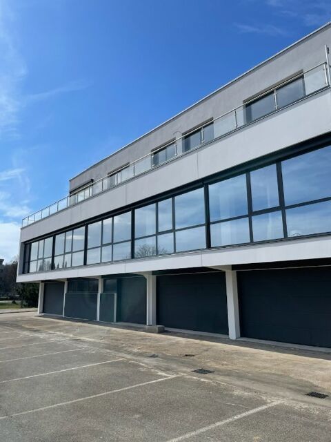 A LOUER - BUREAUX 1040 25870 Chatillon le duc