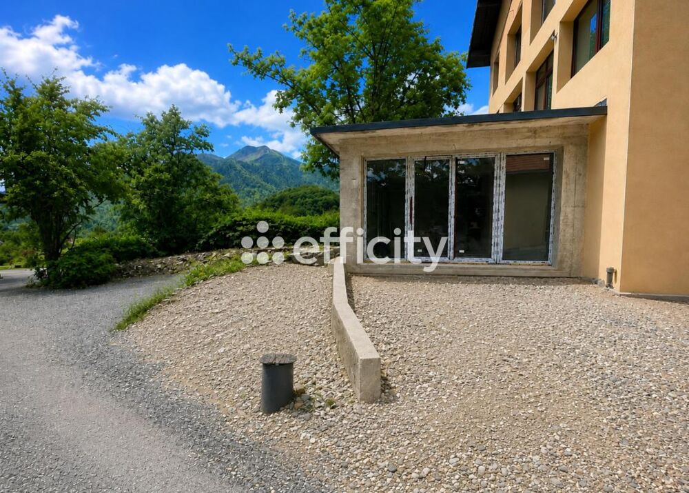 Appartement 4 pièces 110 m² · à Saint Jeoire · 110 m² · 246 000 €