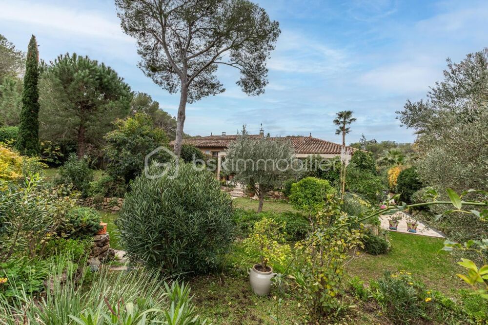 à vendre  Maison Saint-Raphaël (83700)