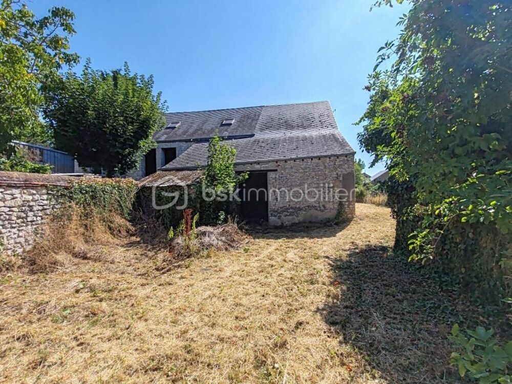 Maison de ville et grange à rénover entièrement