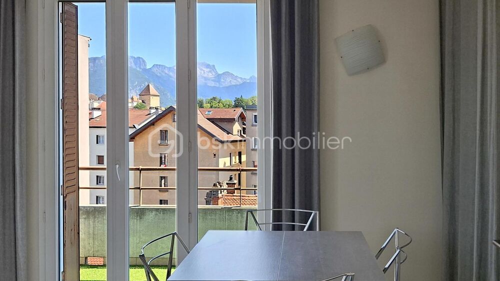 T2 lumineux en hyper-centre avec vue montagnes et balcon