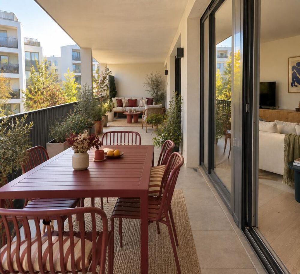 Vente Appartement *GRAND T4 idéalement situé à BORDEAUX proche PONT DE PIERRE Bordeaux