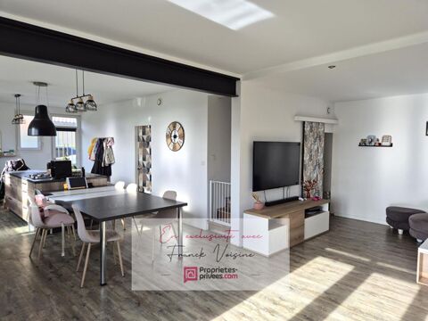   A VENDRE en Exclusivit� au Boup�re, Maison de 128 m2 avec 4 chambres sur une parcelle de 1660 m2 env Maison - 7 pi�ce(s) - 128 m�