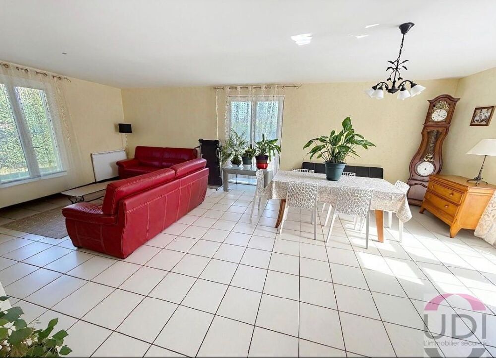 Vente Maison Belle maison sur la commune de Cressat Cressat