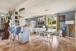  Maison à vendre 8 pièces 225 m²
