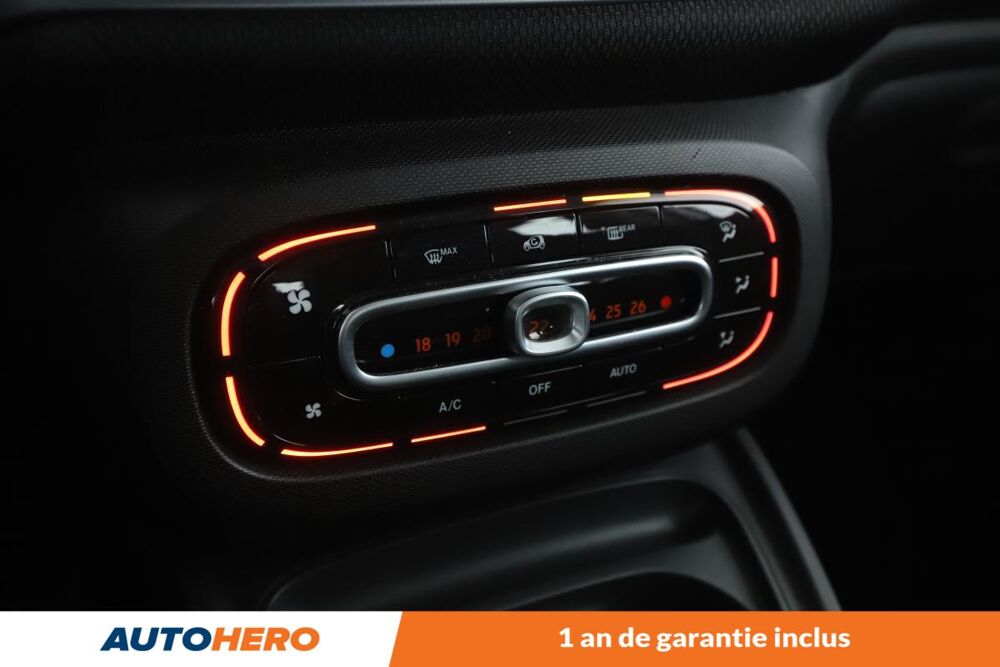 ForFour 0.9 Passion Twinamic 90 ch 2019 occasion 92130 Issy-les-Moulineaux