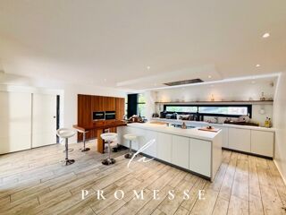  Villa � vendre 8 pi�ces 390 m�