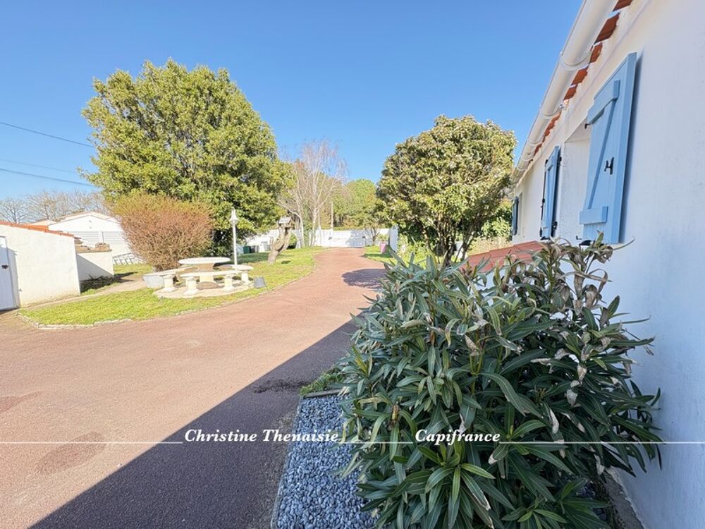 Maison de charme à vendre Plain-pied, 4 chambres dont 3 avec entrées indépendantes, Grand garage, Studio à aménager, 2 entrées s