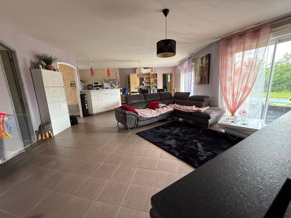 Maison 4 chambres piscine et garage
