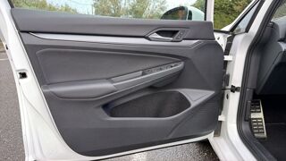 Golf 1.5 eTSI 130 DSG7 Active - Automatique Entretien constructeu 2023 occasion 11000 Carcassonne