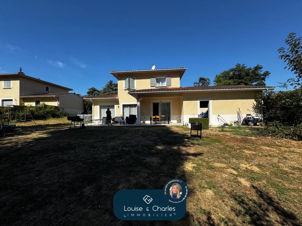 MMaison familiale 5 chambres avec suite parentale  Terrain piscinable  Secteur résidentiel recherché:VANCIA