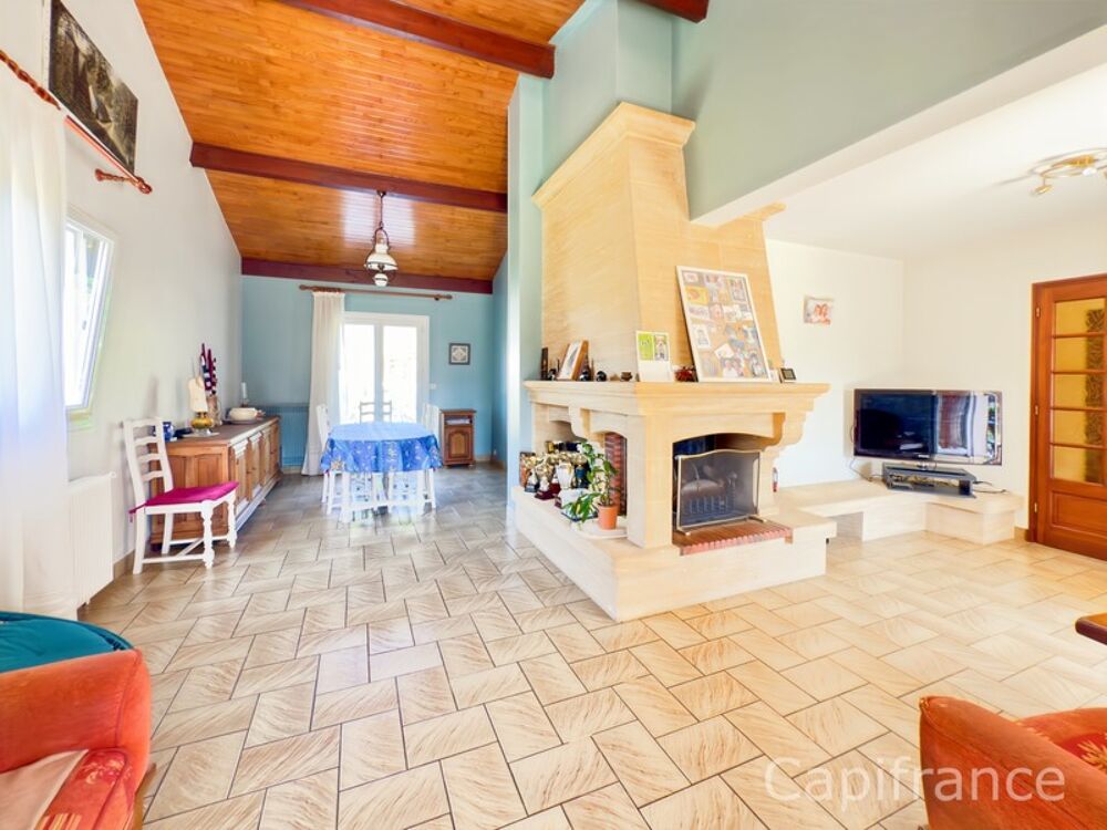 Cestas Quartier Pierrettes  Maison familiale 142 m², 5 chambres, à deux pas des écoles et commerces