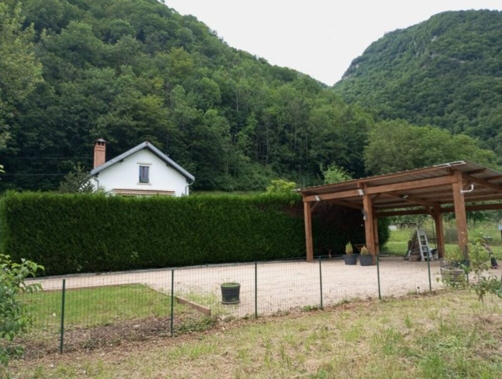 Vente Terrain Terrain de loisir à vendre  CHALEY (01) 204 m² avec carport Chaley