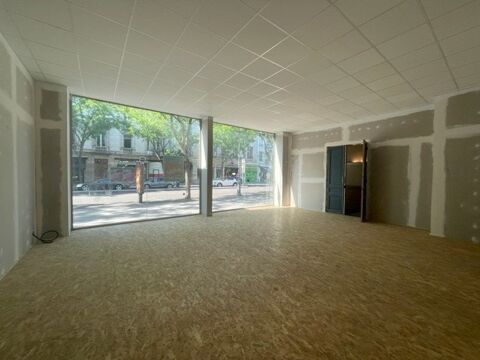 Local commercial 1500 71100 Chalon sur saone
