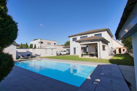   Maison Maison - 5 pi�ce(s) - 158 m�