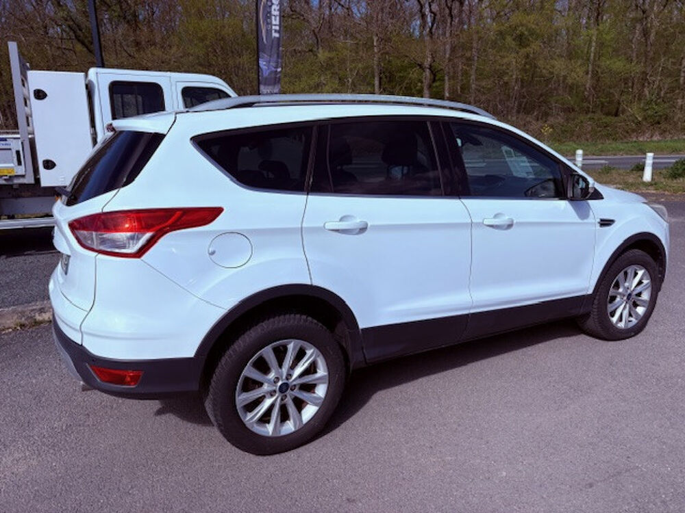 Kuga 2.0 TDCI Titanium 2015 occasion 18600 Sancoins