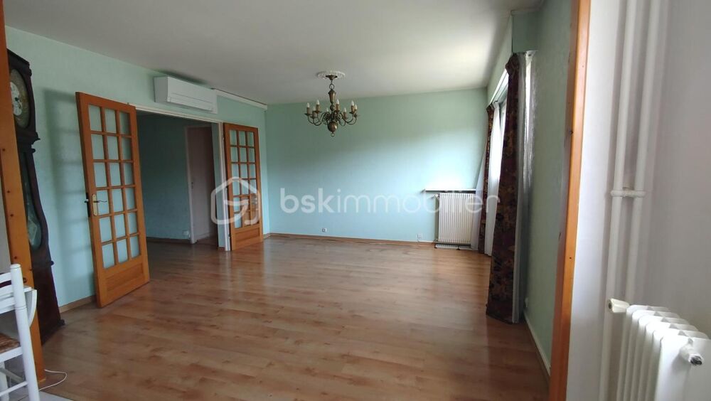 APPARTEMENT SUR POISSY FAMILIAL 4 PIECES 80M2