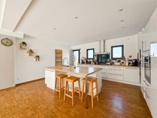  Maison � vendre 4 pi�ces 185 m�