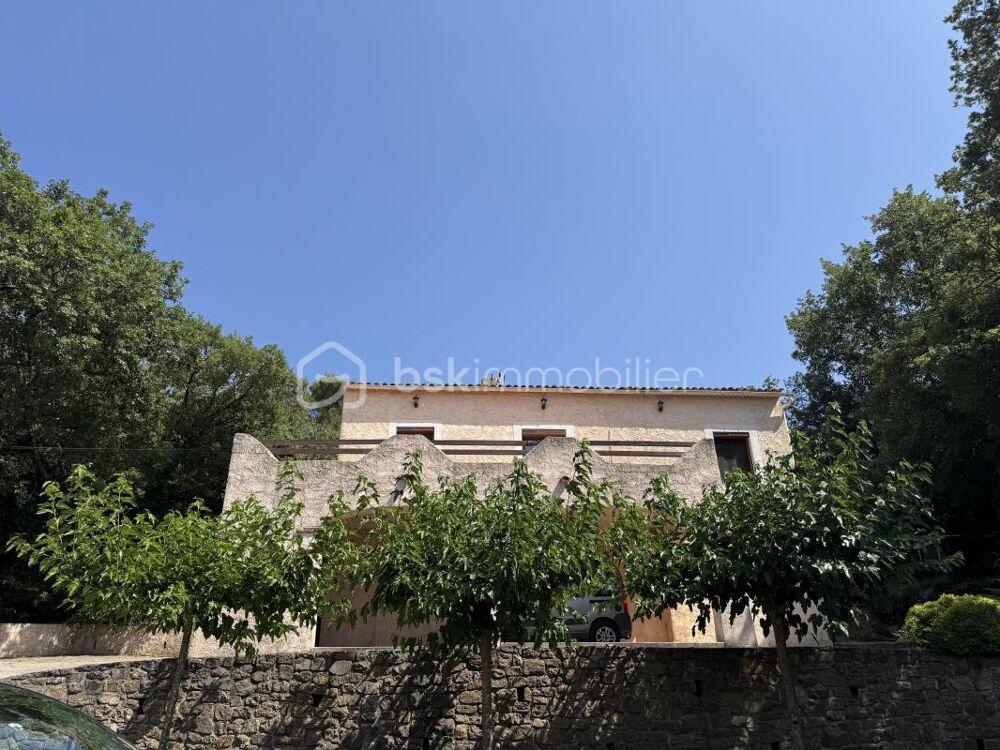 Vente Maison Rare à Rocbaron ( 83136) : VIAGER sans rente pour cette villa lumineuse de 111 m² avec terrain de 3 089 m², dans une impasse au Rocbaron