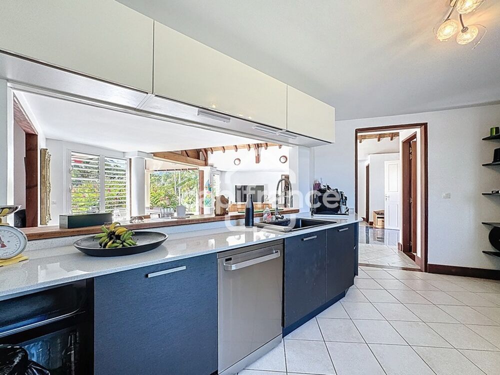 � vendre  Villa Lamentin (97129)