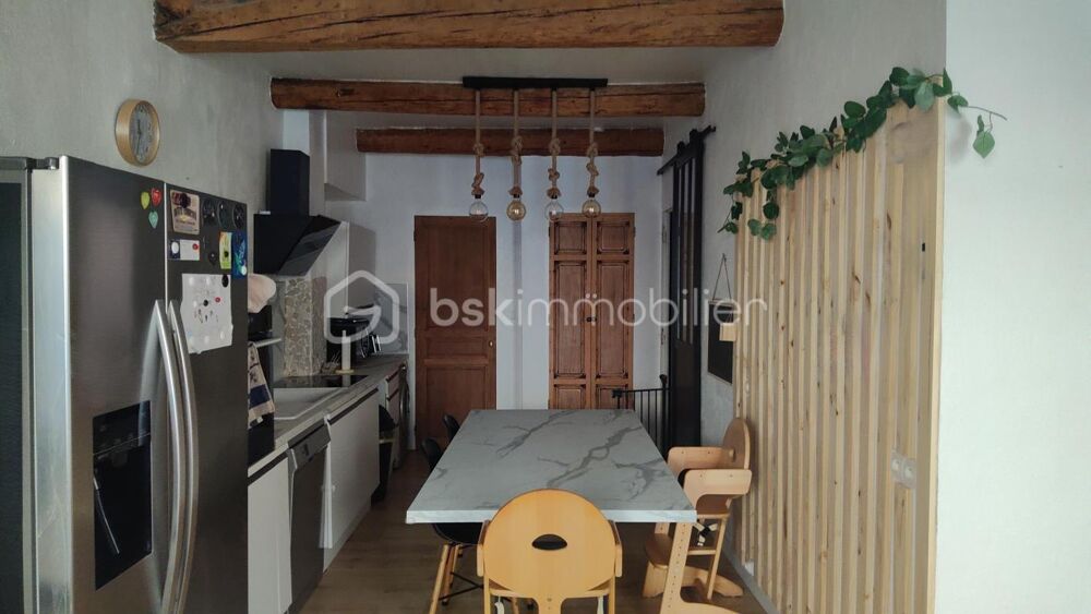 Maison T4 de charme de plus de 100 m2 au coeur de Mane en Provence (04)