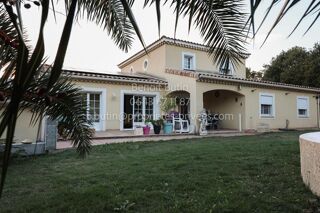  Villa � vendre 8 pi�ces 207 m�