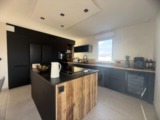  Appartement  vendre 4 pices 82 m