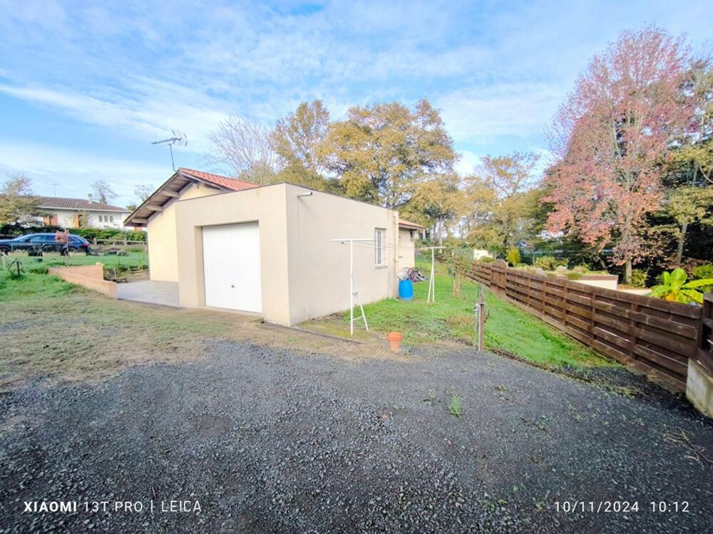 Vente Maison Maison Montfort En Chalosse 4 pièce(s) 110 m2 Montfort en chalosse