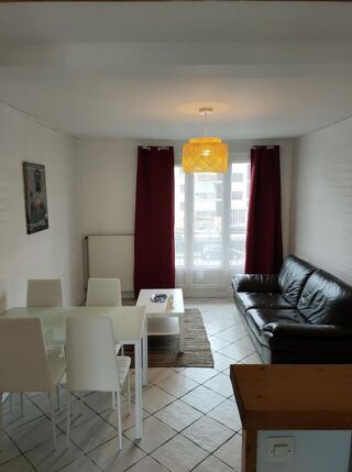  Appartement � louer 3 pi�ces 53 m�
